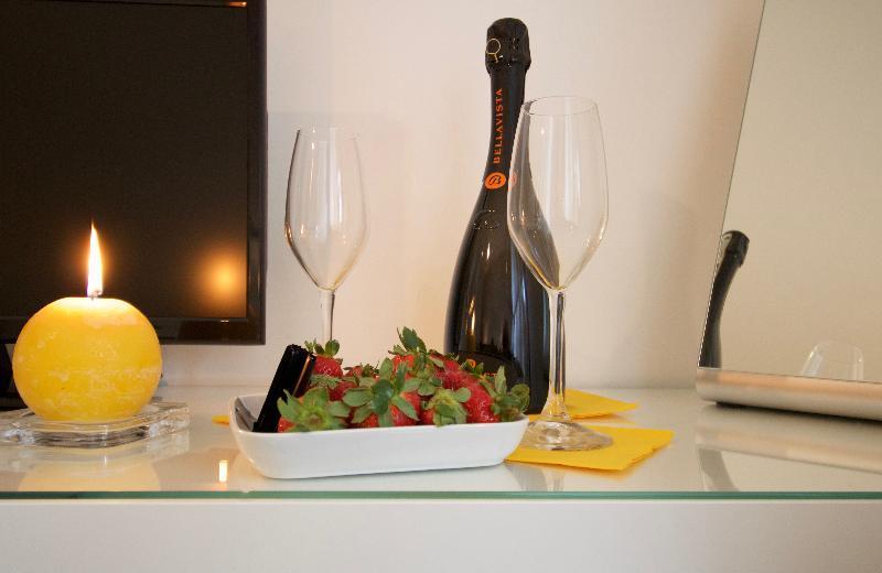 Hq Aparthotel Milano Inn - Smart Suites Cinisello Balsamo Extérieur photo