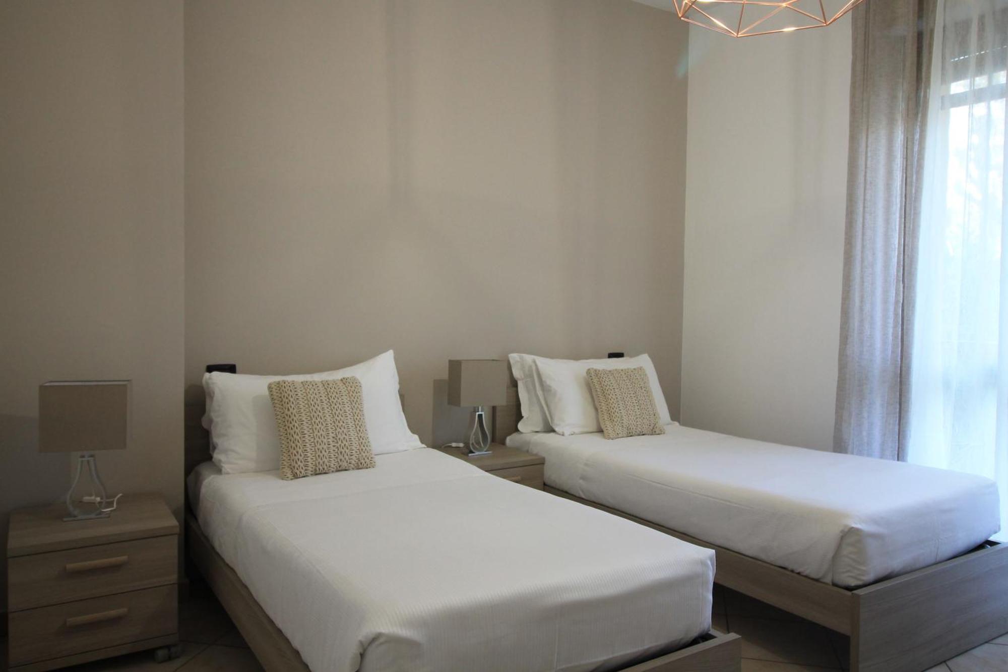 Hq Aparthotel Milano Inn - Smart Suites Cinisello Balsamo Extérieur photo