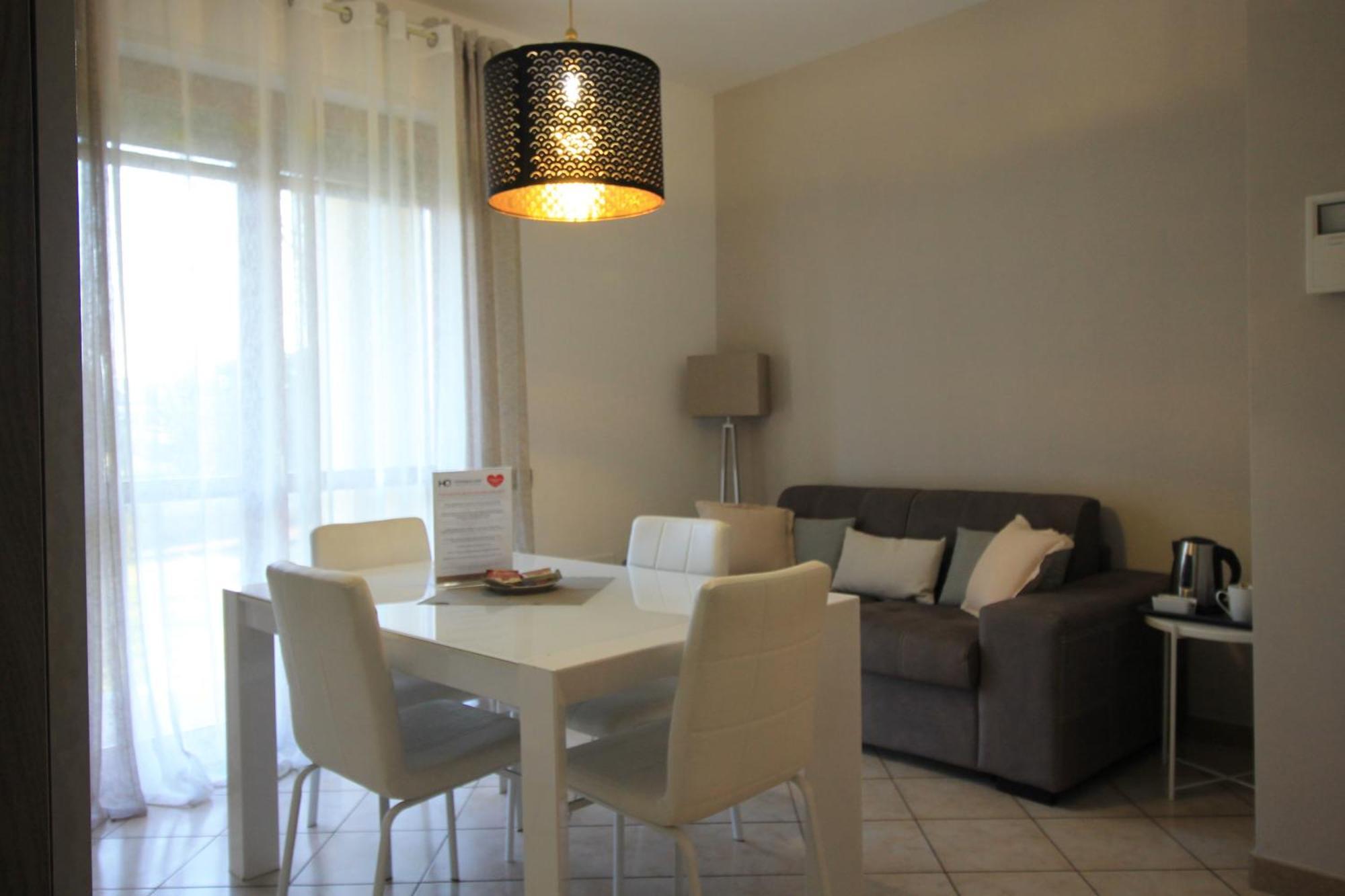Hq Aparthotel Milano Inn - Smart Suites Cinisello Balsamo Extérieur photo